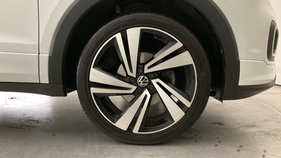 Volkswagen T-Cross R-line YD73OEZ White #5