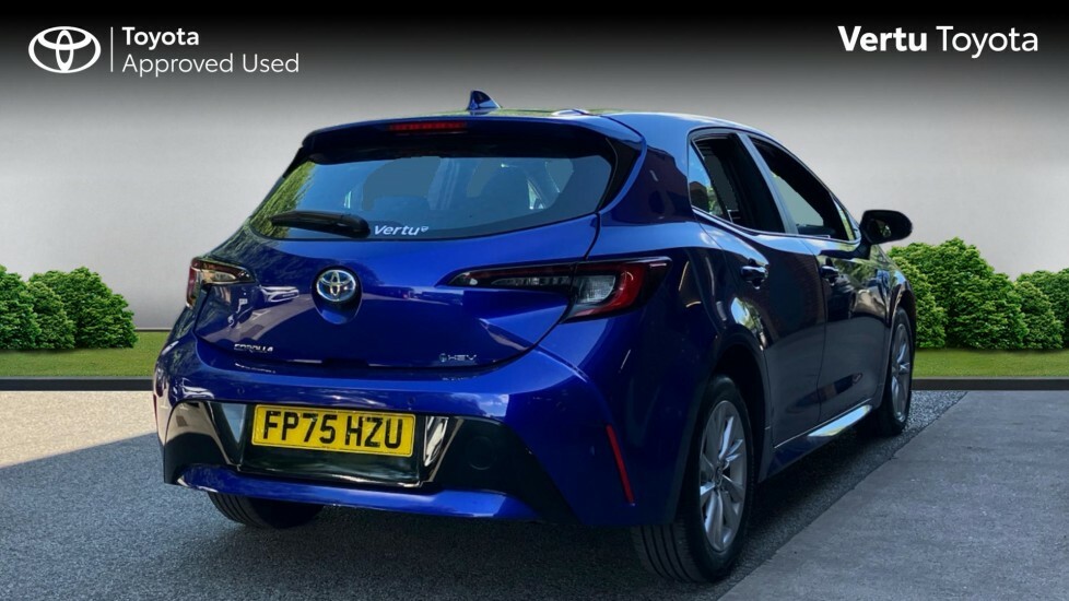 Toyota Corolla Icon Blue #2