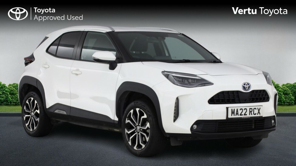 Toyota Yaris Cross Design White