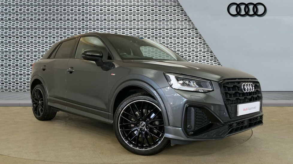 Audi Q2 Black Edition Grey