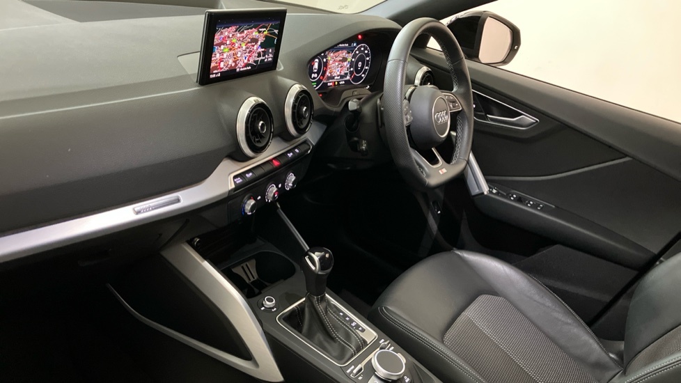 Audi Q2 Black Edition WH23KTP Grey #2