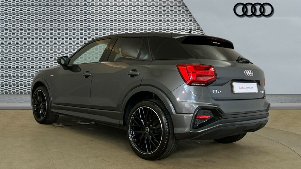 Audi Q2 Black Edition WH23KTP Grey #3