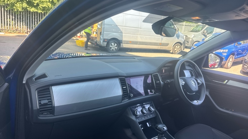 Skoda Kodiaq Se Drive YM73PXX Blue #2