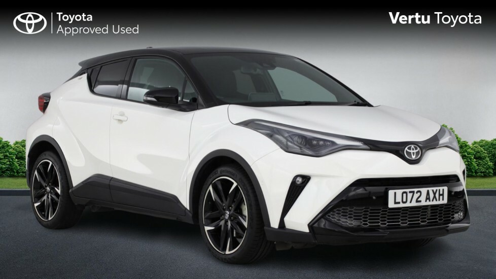 Toyota C-Hr 1.8 Hybrid Excel Cvt White #1