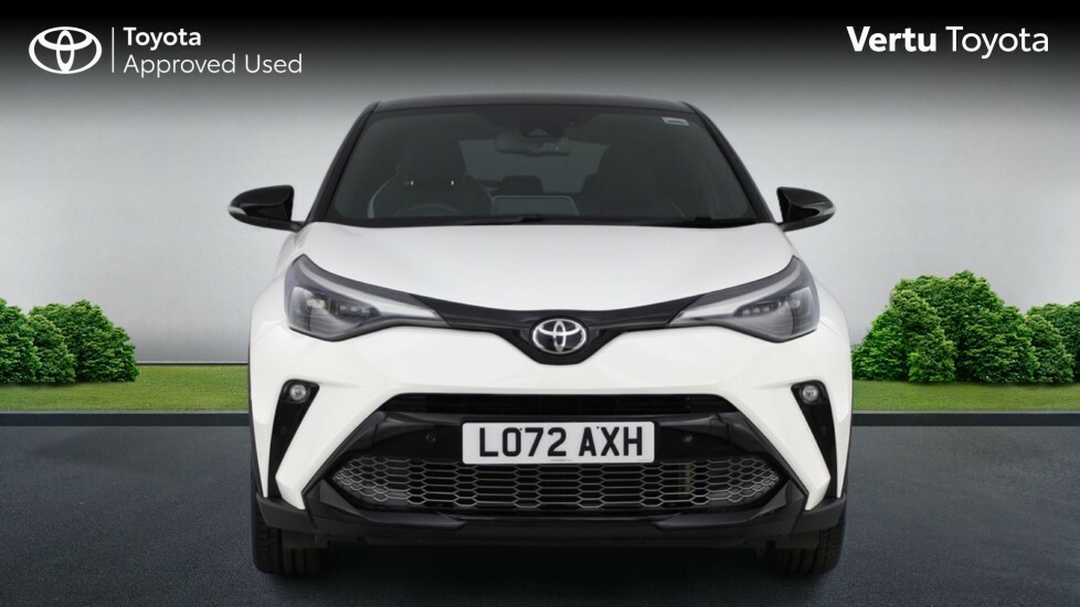 Toyota C-Hr 1.8 Hybrid Excel Cvt White #22