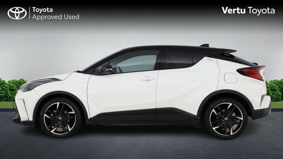 Toyota C-Hr 1.8 Hybrid Excel Cvt White #24