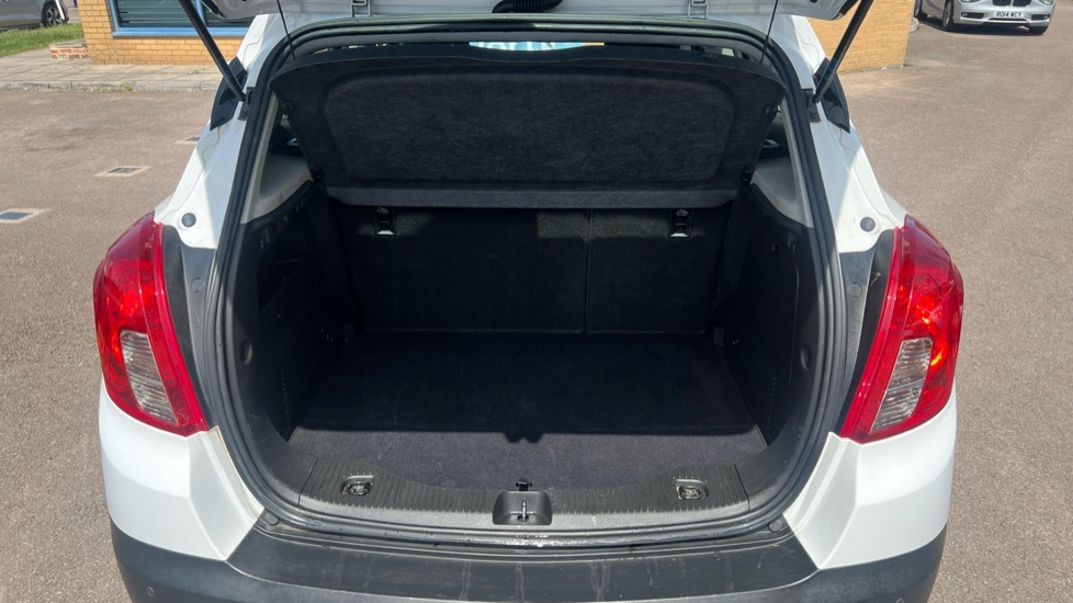Vauxhall Mokka Exclusiv White #4