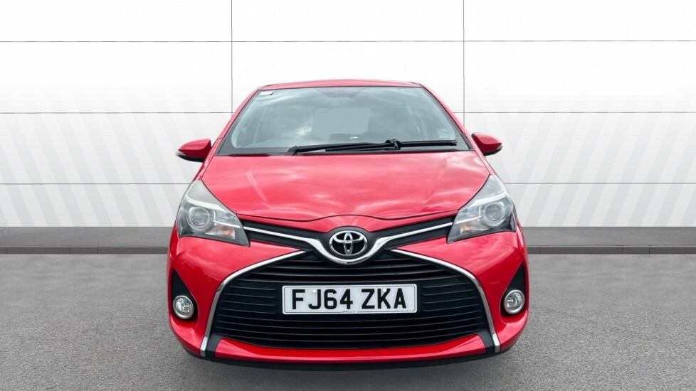 Toyota Yaris Icon Red #3