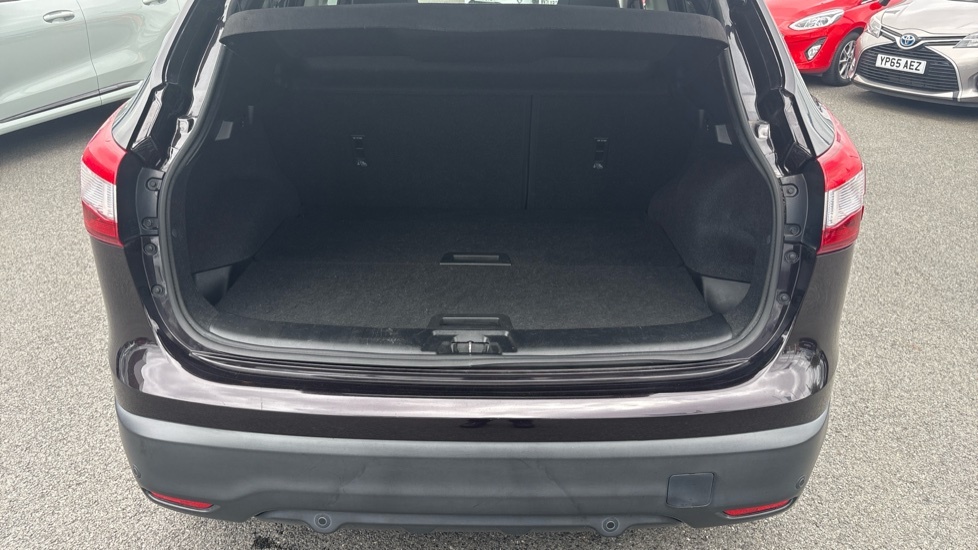 Nissan Qashqai Acenta Premium Black #4