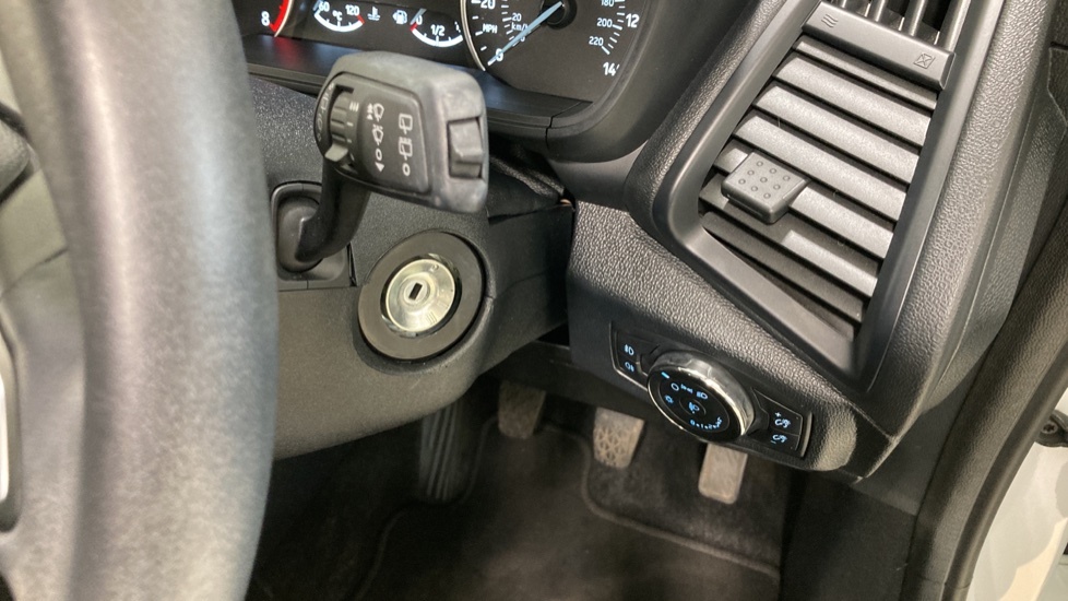 Ford Ecosport 1.0 Ecoboost 125 Titanium Grey #31