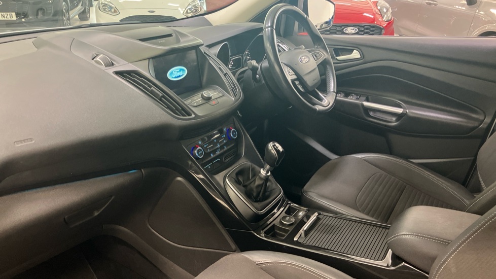 Ford Kuga 2.0 Tdci Titanium X Suv 2Wd Euro Black #9