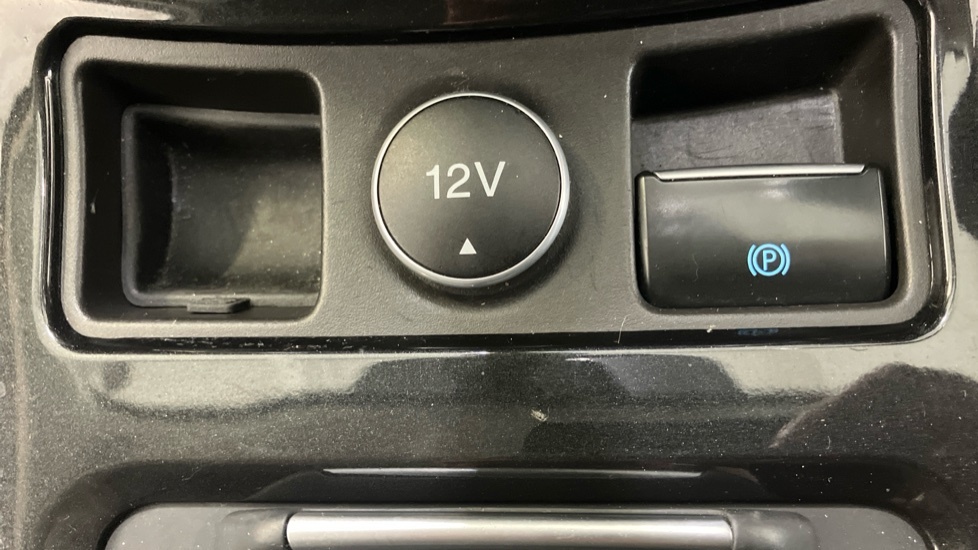 Ford Kuga 2.0 Tdci Titanium X Suv 2Wd Euro Black #32