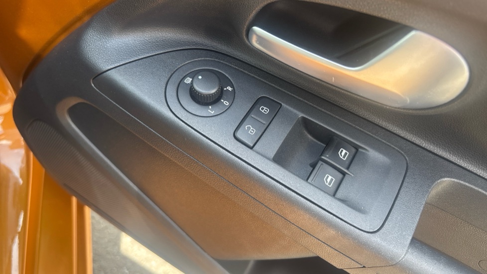 Volkswagen Up Volkswagen Up Move Up 1.0 60 Ps 5-Speed 5 Black #22