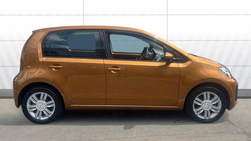 Volkswagen Up High Up Gold #5