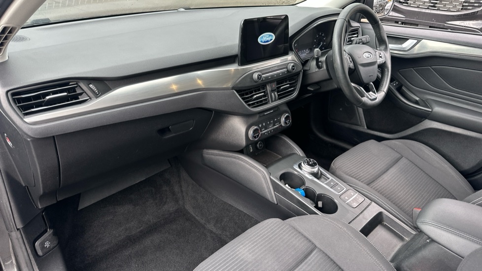 Ford Focus Titanium Non Local Svp 1.0T Ecoboost 125Ps  #9