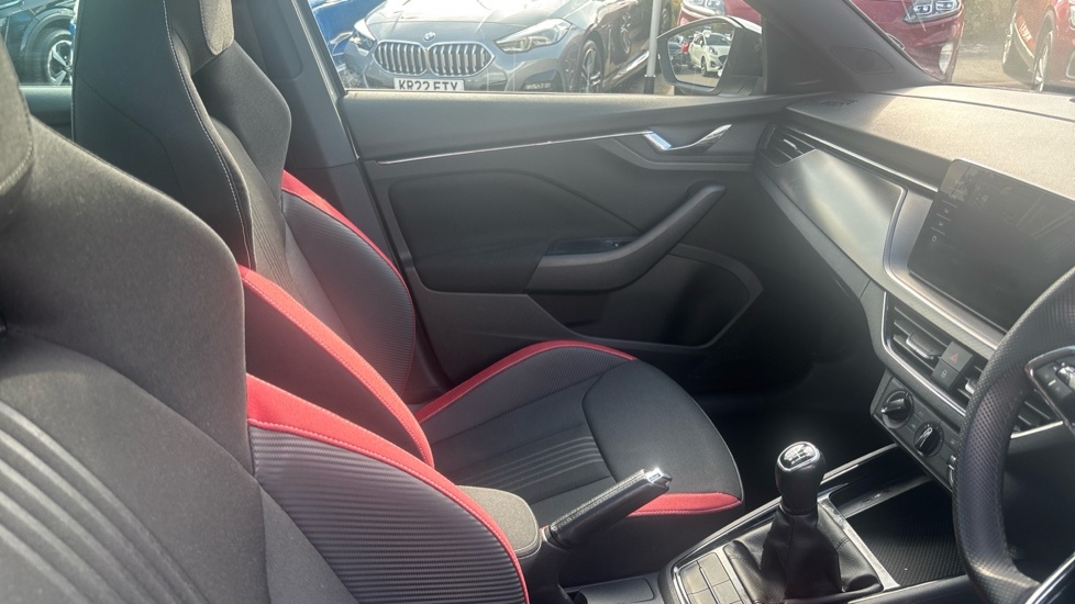 Skoda Kamiq 1.0 Tsi 110 Monte Carlo Blue #14