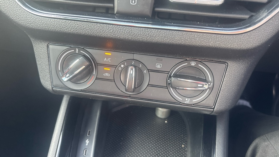 Skoda Kamiq 1.0 Tsi 110 Monte Carlo Blue #24