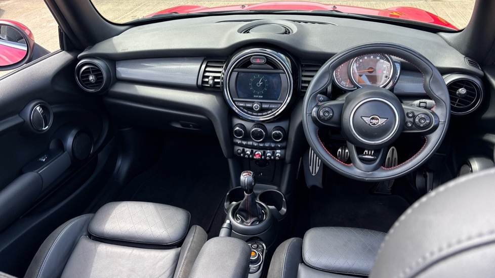 Mini Convertible Cooper Sport Red #4