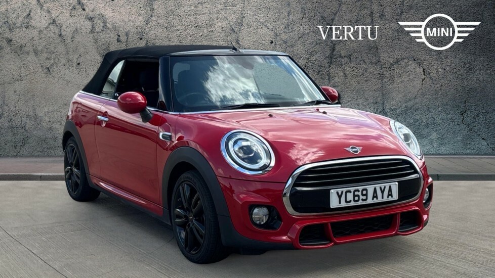 Mini Convertible Cooper Sport Red