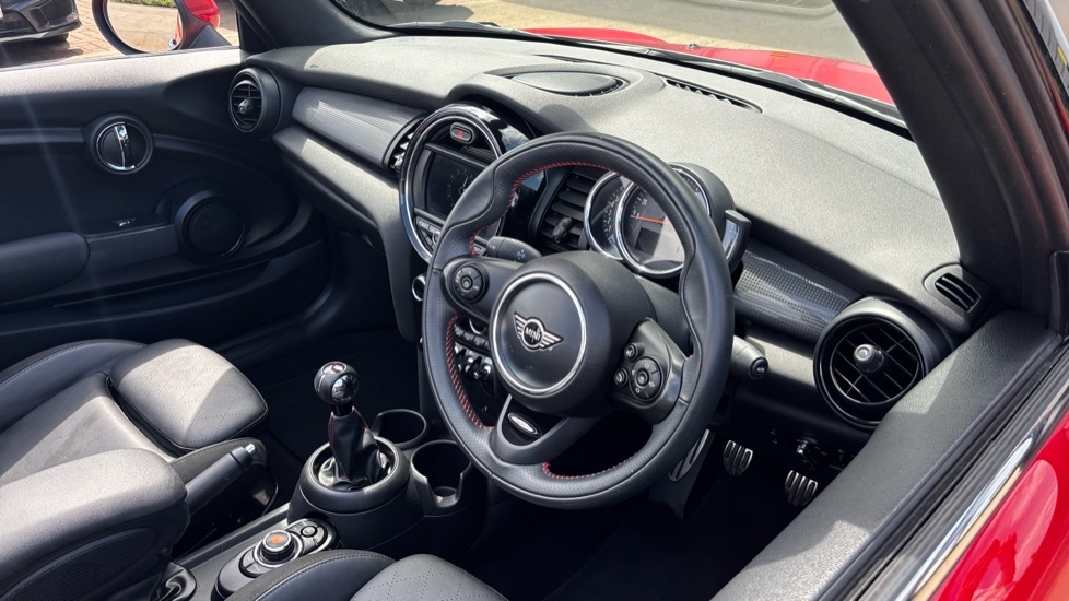 Mini Convertible Cooper Sport Red #6