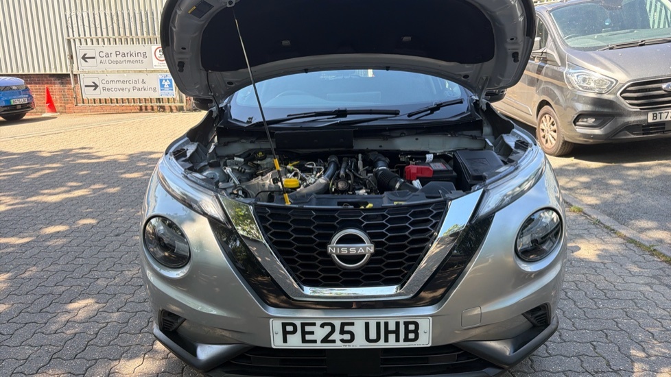 Nissan Juke 1.6 Tekna Plus Suv Hybrid Grey #8