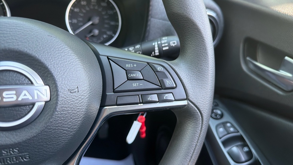 Nissan Juke 1.6 Tekna Plus Suv Hybrid Grey #22