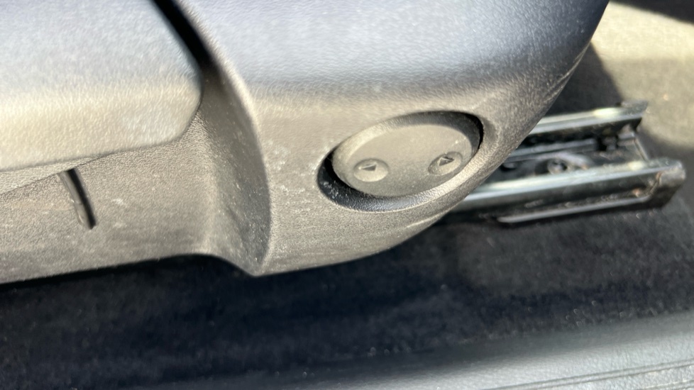 Nissan Qashqai 1.3 Dig-t Mh 158 N-connecta Xtronicfront R Grey #39