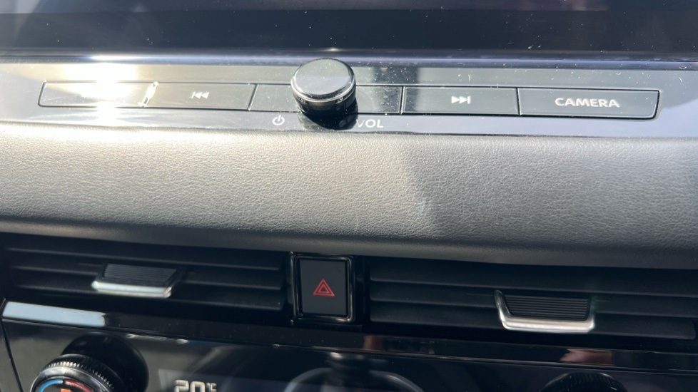 Nissan Qashqai 1.3 Dig-t Mh 158 N-connecta Xtronicfront R Grey #25