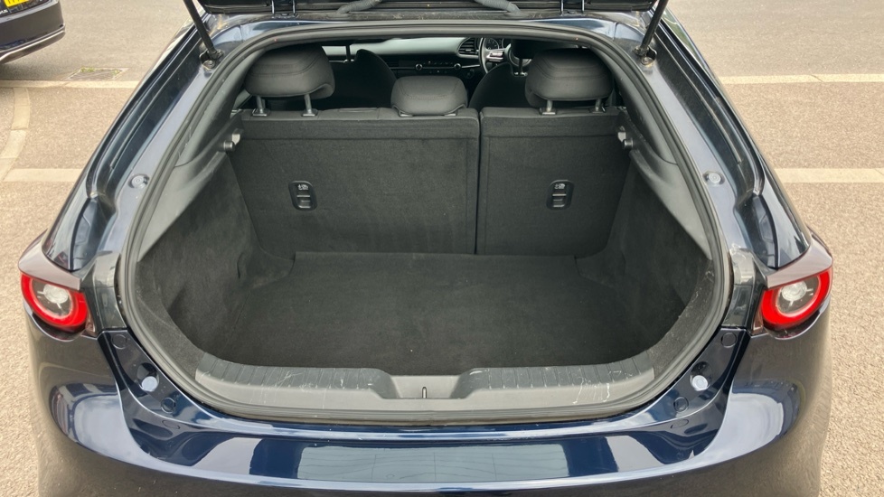 Mazda 3 Se-l Blue #4