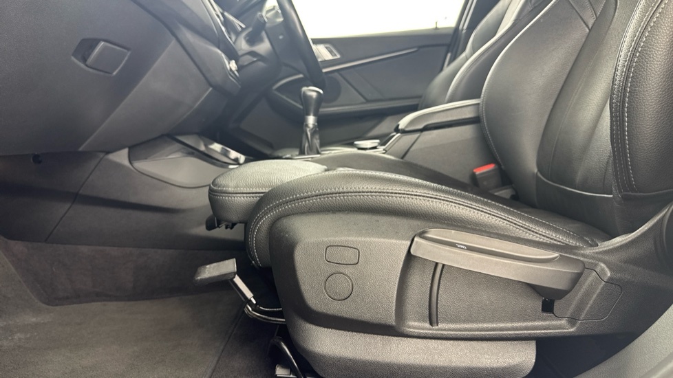 BMW 1 Series 118I M Sport Euro 6 Blue #33