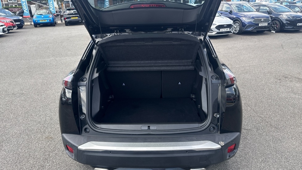 Peugeot 2008 Gt Black #4