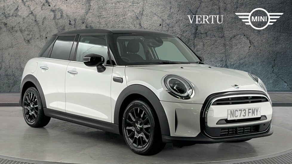 Mini Hatch Cooper Classic White