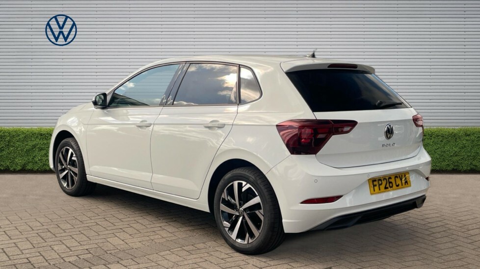 Volkswagen Polo Match White #3