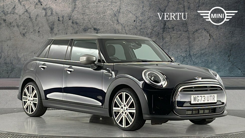 Mini Hatch Cooper Exclusive Black