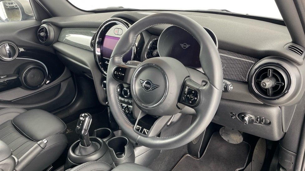 Mini Hatch Cooper Exclusive WG73UTR Black #6