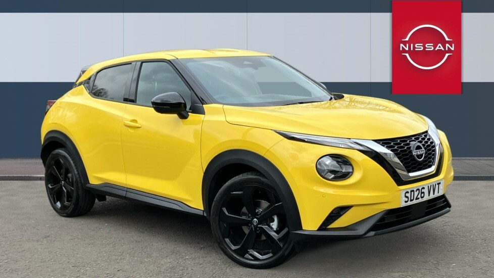 Nissan Juke Tekna Yellow