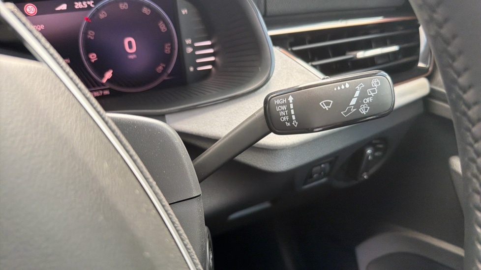 Skoda Kamiq 1.0 Tsi Se Edition Dsg Silver #24