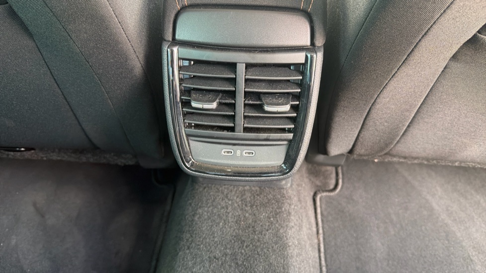 Skoda Kamiq 1.0 Tsi Se Edition Dsg Silver #38