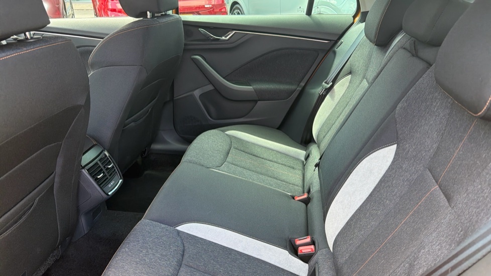 Skoda Kamiq 1.0 Tsi Se Edition Dsg Silver #16