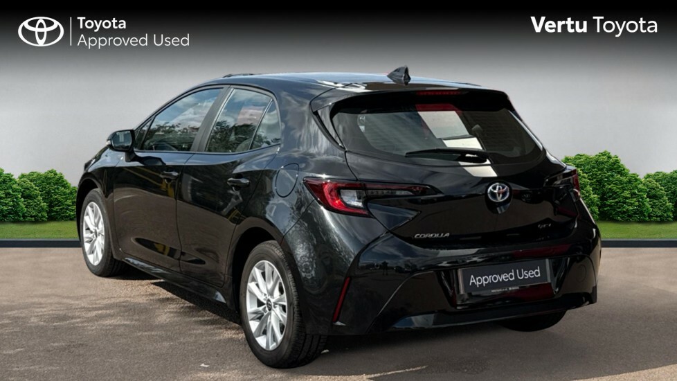 Toyota Corolla Icon Black #4
