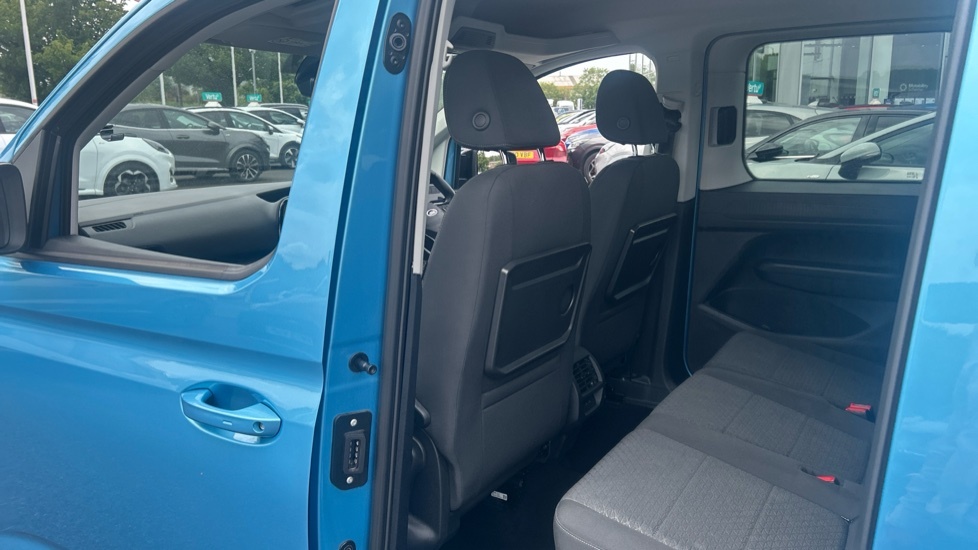 Ford Tourneo Connect Wav Wheelchair Access Ramp Boot 4 Seat Grey #42