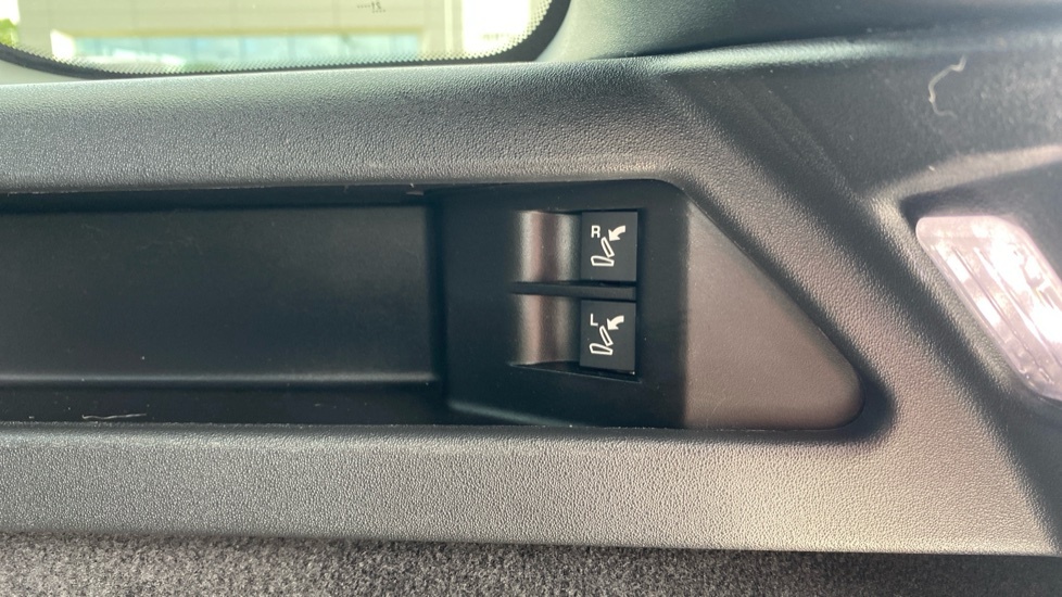 Land Rover Discovery Sport Suv Grey #37