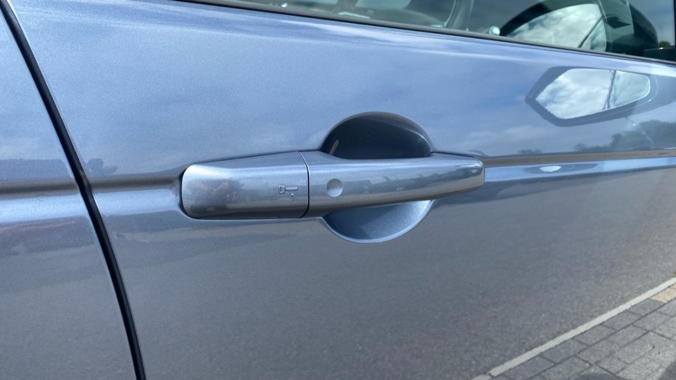 Land Rover Discovery Sport Suv Grey #26