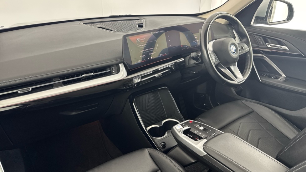 BMW iX1 30 66.5Kwh Xline Suv Xdrive 11K Black #7