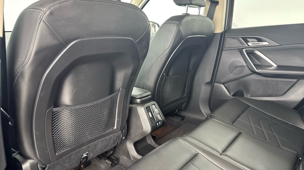 BMW iX1 30 66.5Kwh Xline Suv Xdrive 11K Black #38