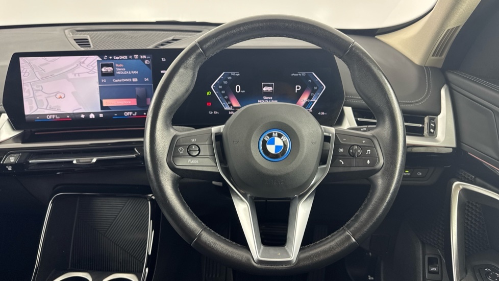 BMW iX1 Xline Black #5