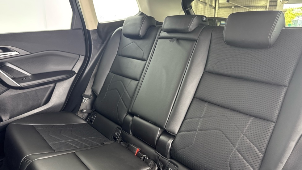 BMW iX1 30 66.5Kwh Xline Suv Xdrive 11K Black #12