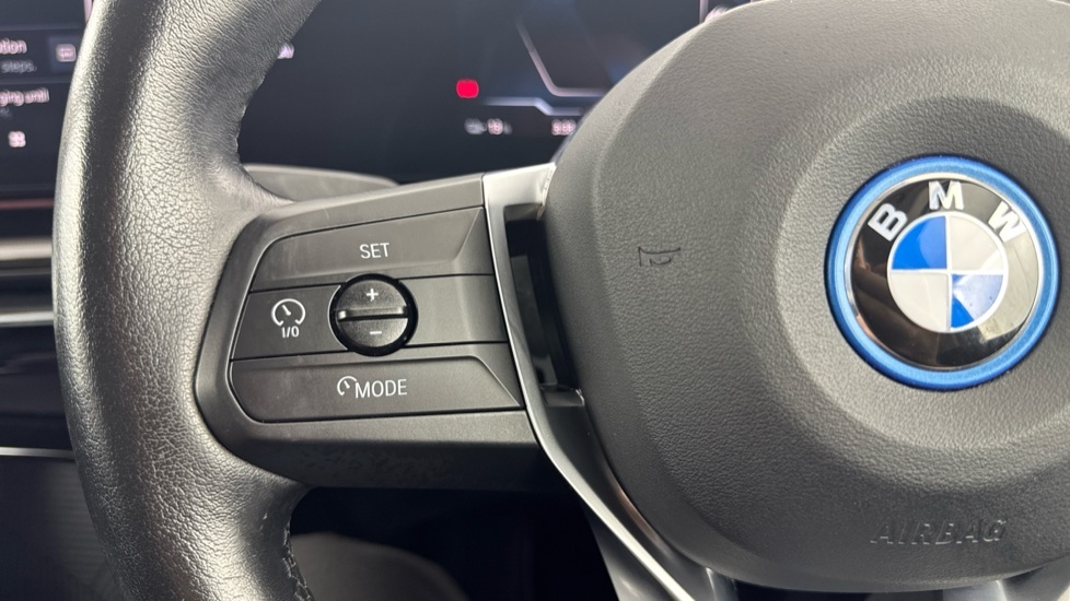 BMW iX1 30 66.5Kwh Xline Suv Xdrive 11K Black #17