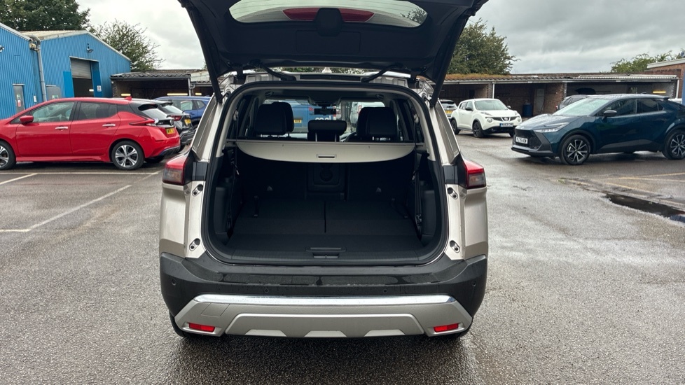 Nissan X-Trail Tekna Silver #4