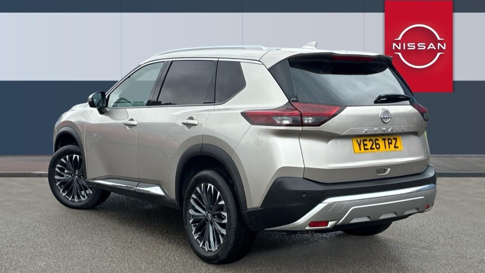 Nissan X-Trail Tekna Silver #2